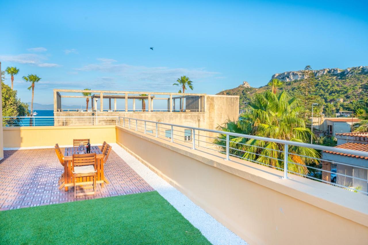 Апартаменты Terrazza Sella Del Diavolo - Vista Mare - Wifi Ac Кальяри Экстерьер фото