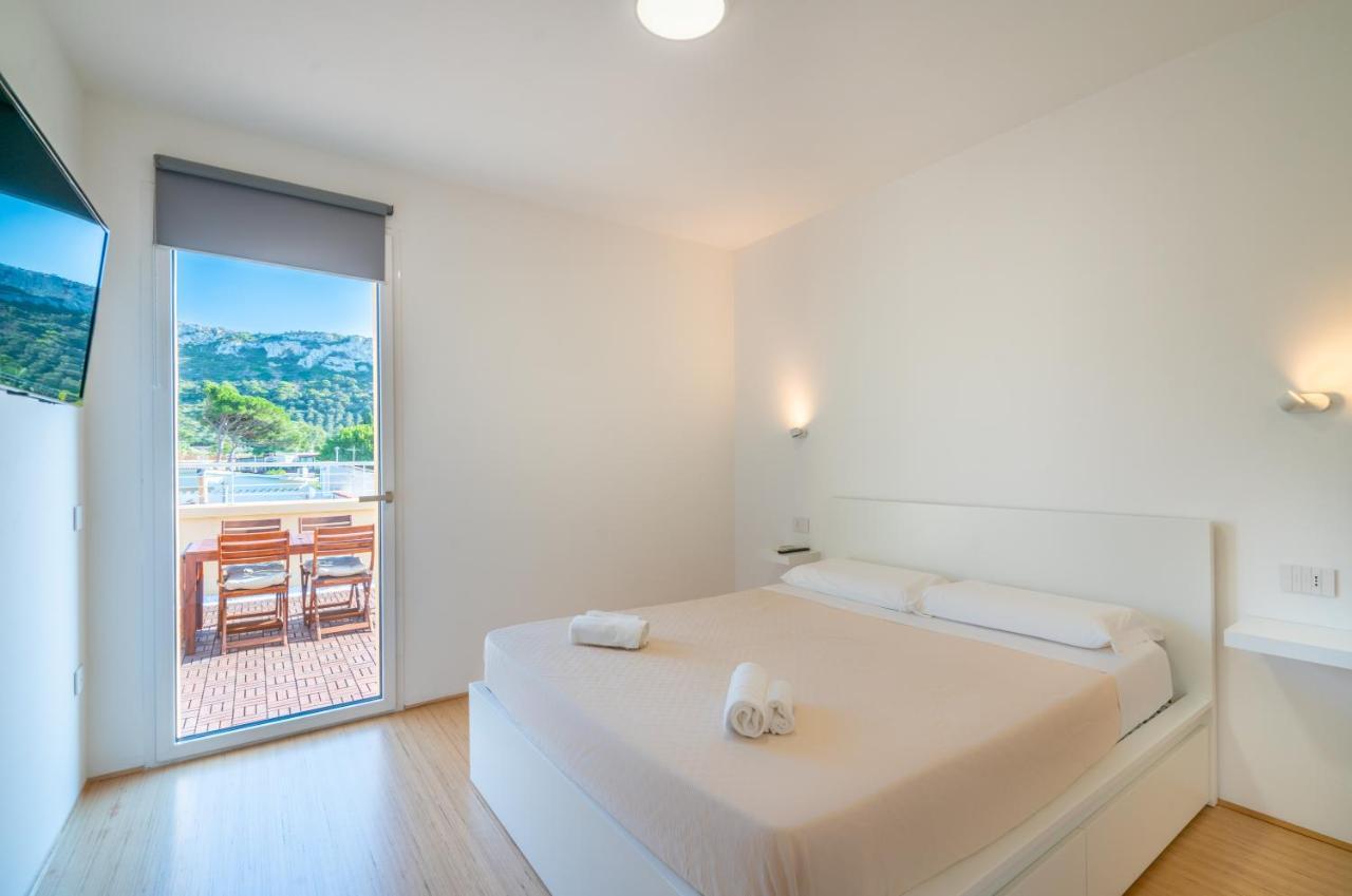 Апартаменты Terrazza Sella Del Diavolo - Vista Mare - Wifi Ac Кальяри Экстерьер фото