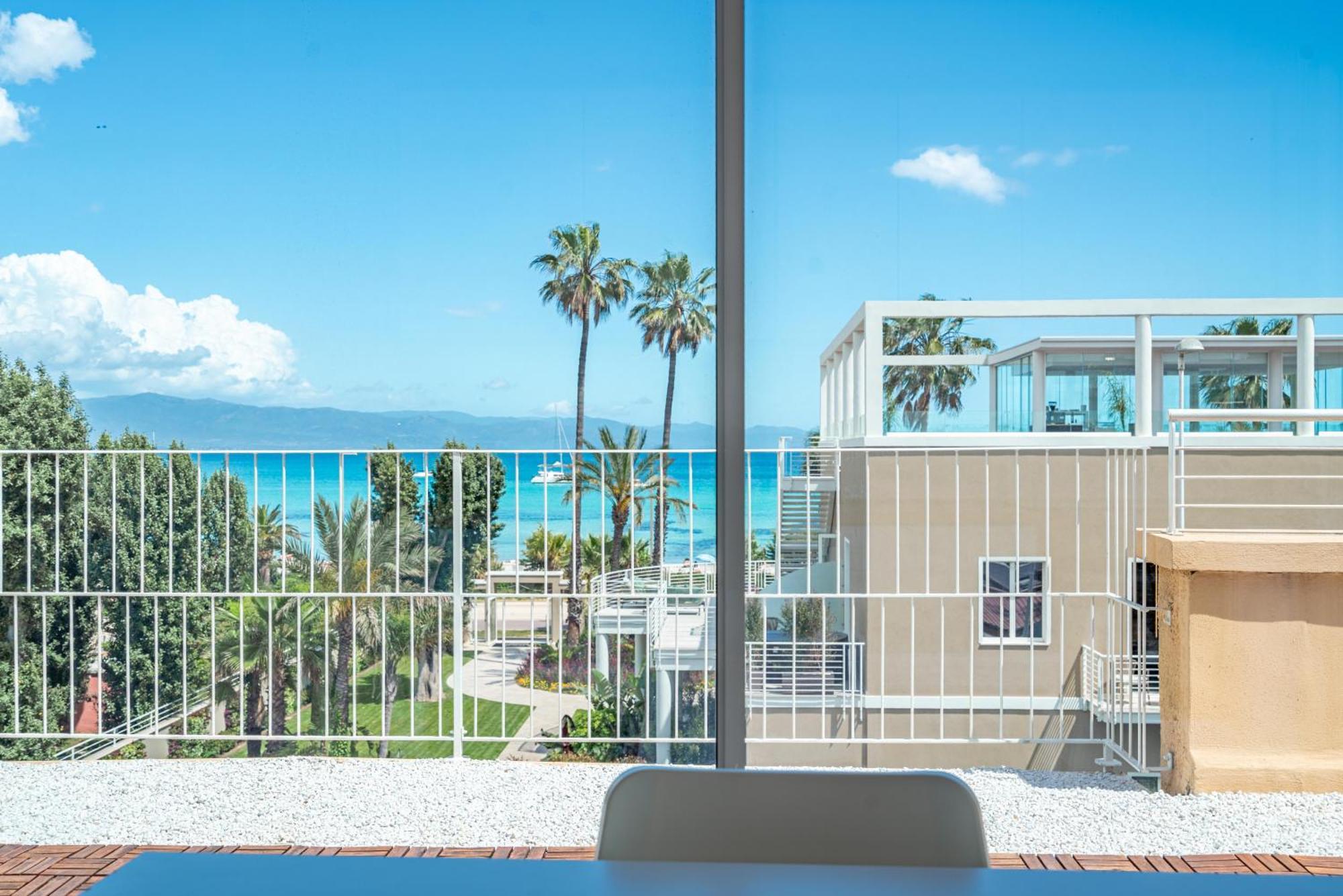 Апартаменты Terrazza Sella Del Diavolo - Vista Mare - Wifi Ac Кальяри Экстерьер фото